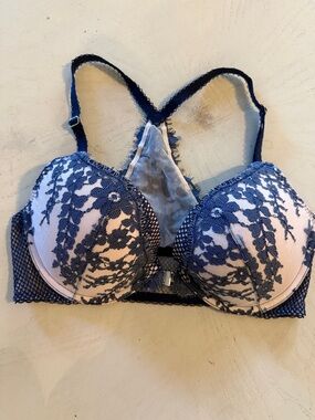 Victoria’s Secret Dream Angels Lace Overlay Racerback Push-Up Bra 36C